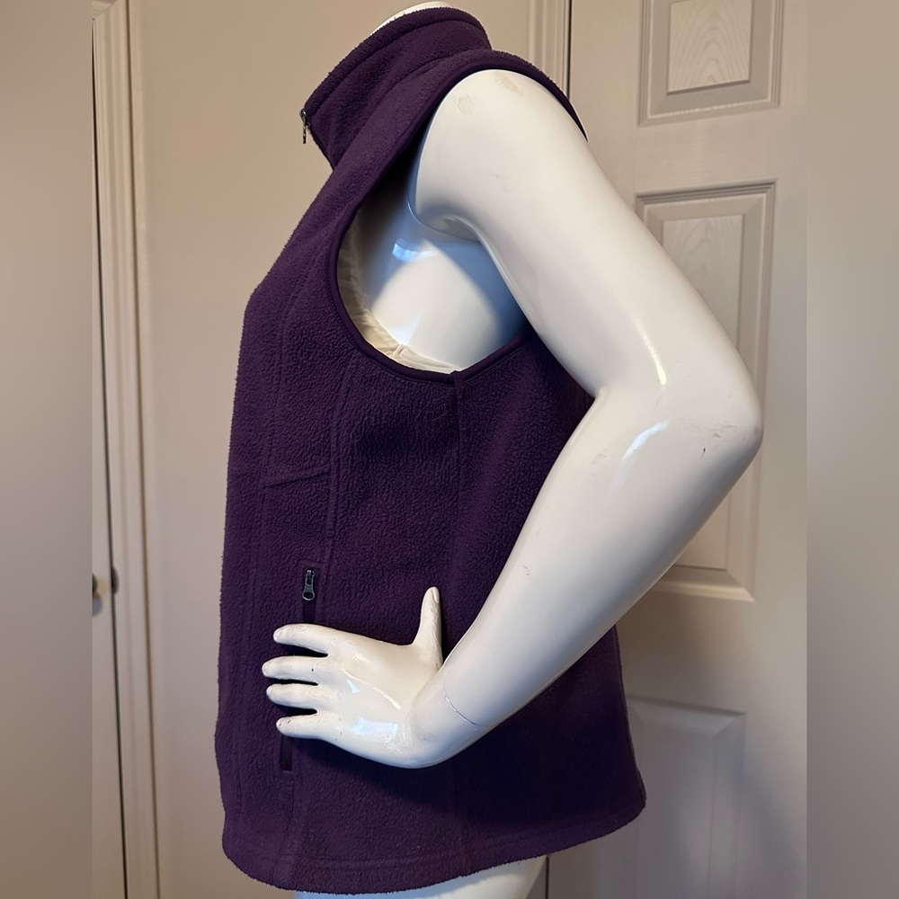 Eddie Bauer Deep Purple Women's Fleece Vest - Picture 2 of 6